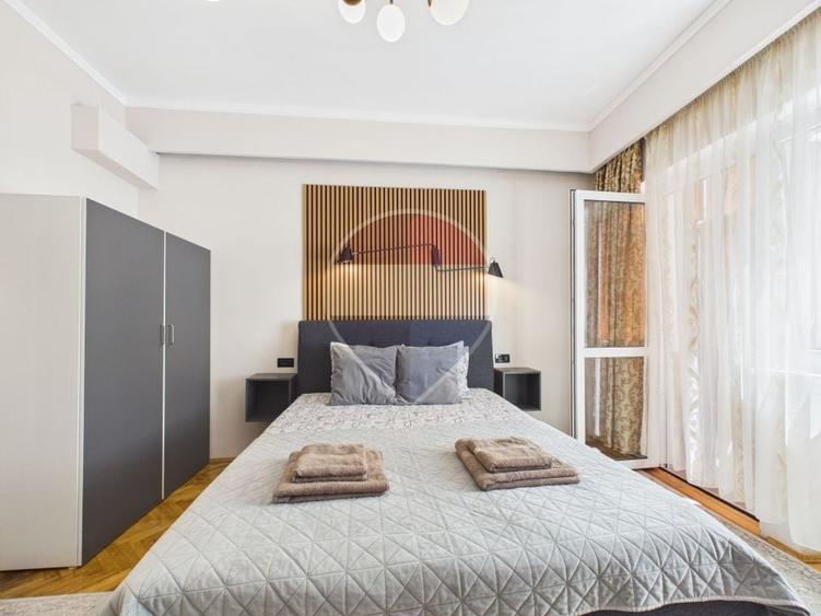 Apartament cu 2 camere semidecomandat, mobilat în Calea Victoriei