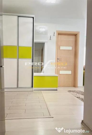 City Mall , apartament cu 3 camere decomandat, etaj intermed - 4