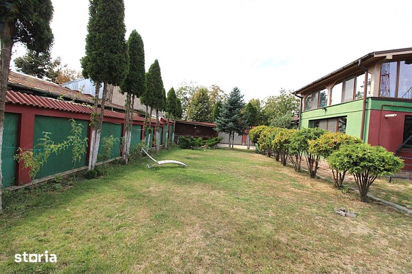 Casă cu 5 camere cu Teren 1003 Mp în Central