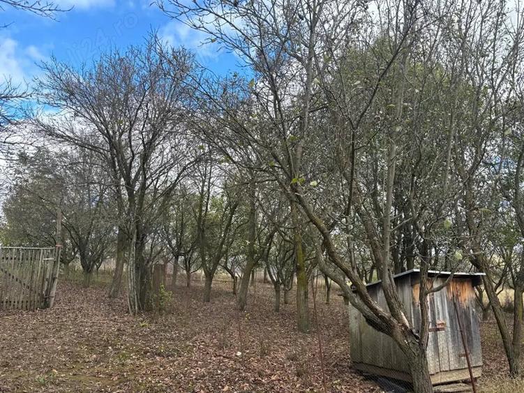 Casă cu 4 camere în Stupini