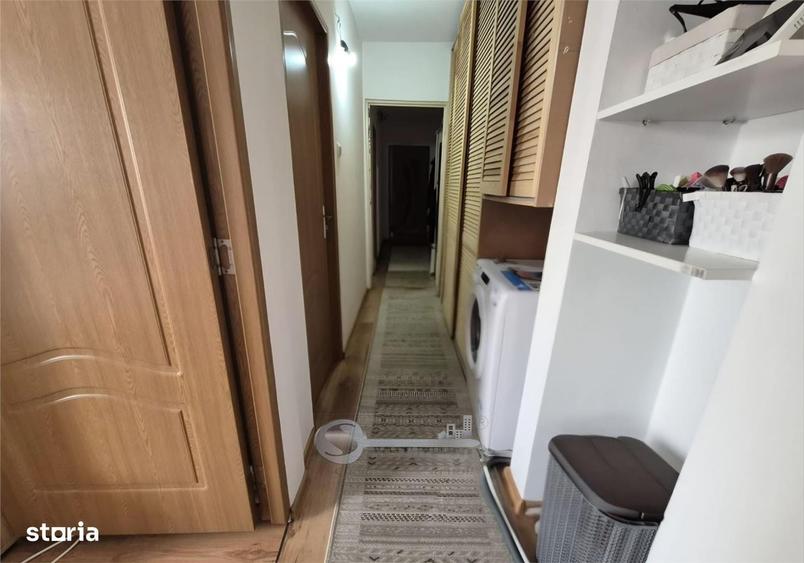 Apartament cu 3 camere decomandat în Alexandru cel Bun