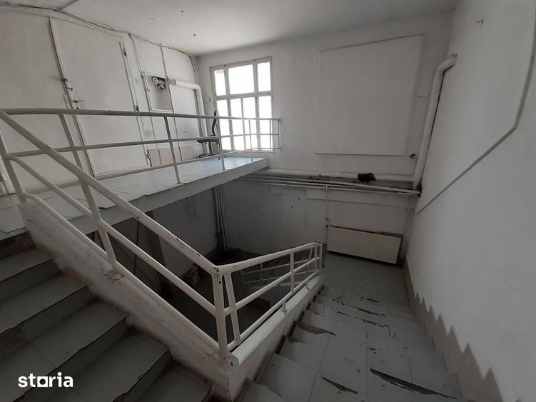 Spațiu comercial, de 360 mp, în Colentina