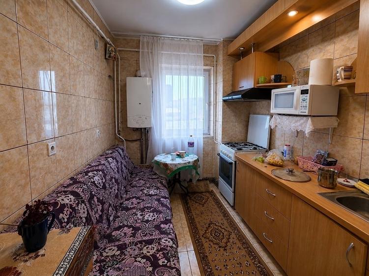 Apartament 2 camere, decomandat, Rond Zimbru - 3