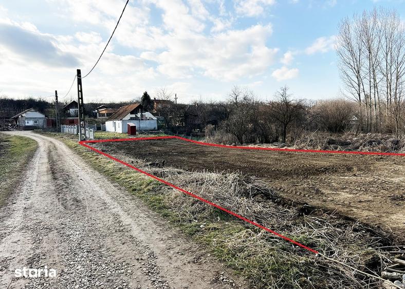 Teren de 2248 mp, în Diosig