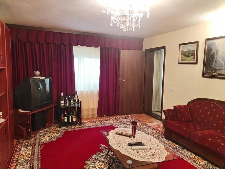 Casă cu 5 camere cu Teren 1016 Mp în Central