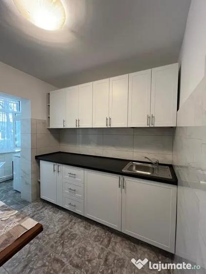Apartament cu 2 camere decomandat în Exterior Vest