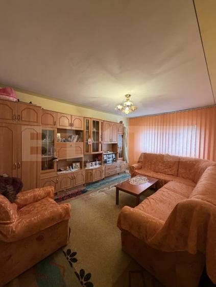 Apartament cu 2 camere decomandat, mobilat în Filiași