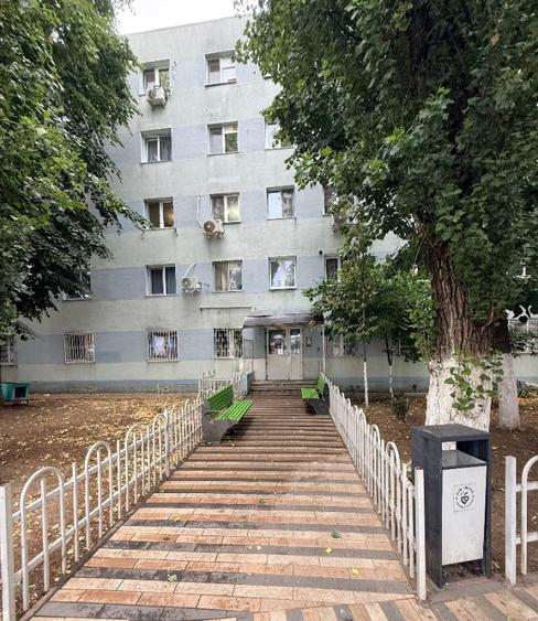 Apartament cu 3 camere semidecomandat în Sălaj