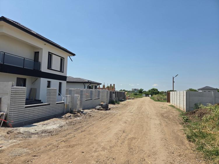 Teren Construcții intravilan de 377 mp, în Berceni