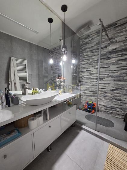 Apartament cu 3 camere decomandat, mobilat în Progresul