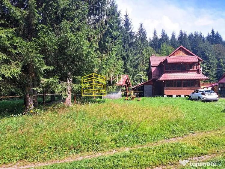 Casă cu 5 camere cu Teren 1500 Mp în Sălard