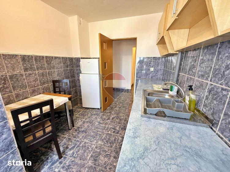 Apartament cu 2 camere decomandat, mobilat în Funcționarilor