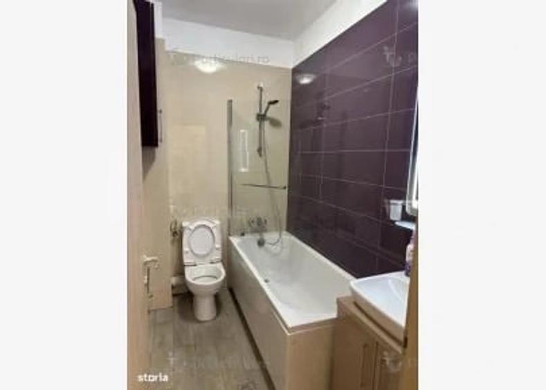Garsonieră decomandată în Calea Călărașilor