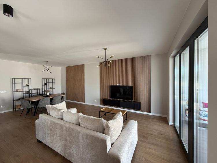 Duplex cu 3 camere cu Teren 250 Mp în Dumbrăvița