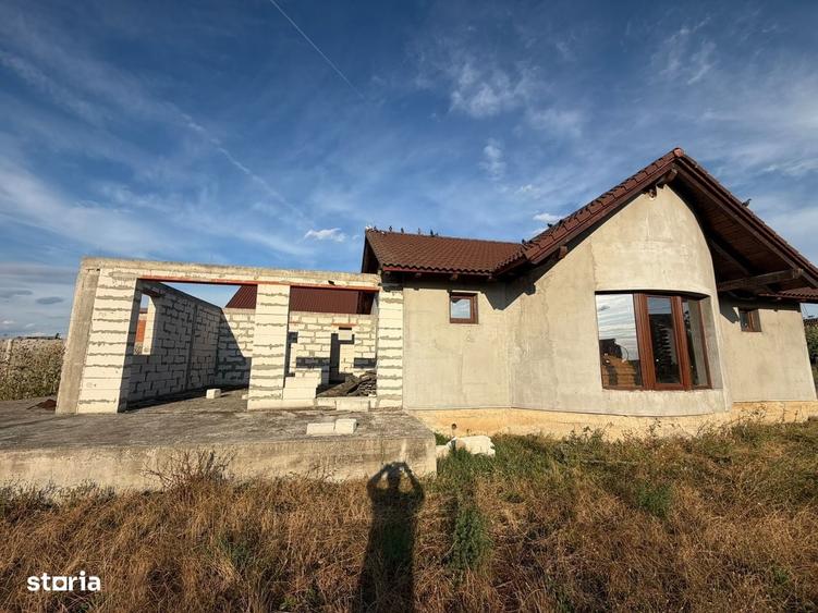 Casă cu 3 camere în Central