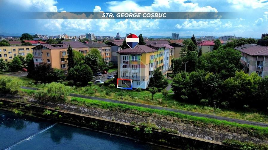 Apartament cu 2 camere decomandat în Central