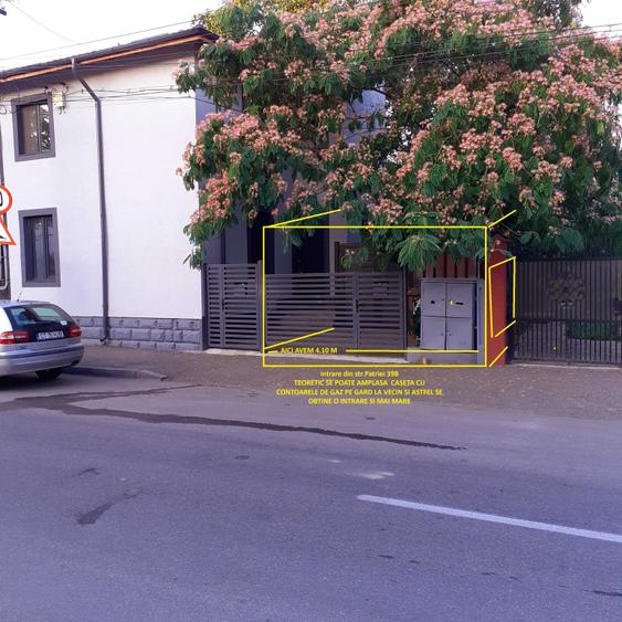 Apartament cu 4 camere decomandat în Exterior Vest