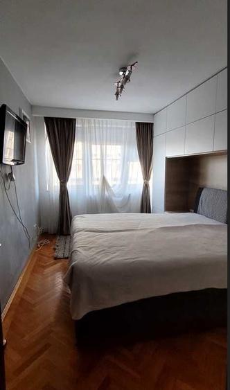 Inchiriez apartament 3 camere - 5