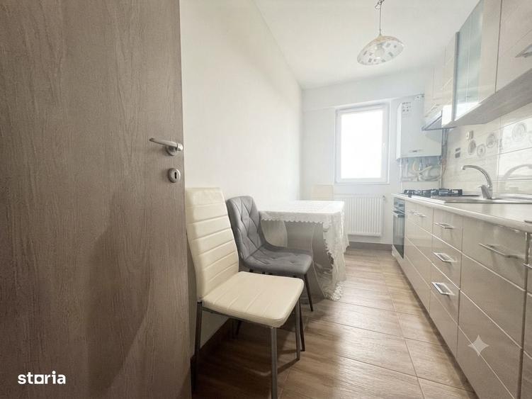 Apartament cu 3 camere decomandat în Bucium