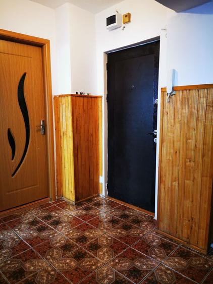 Apartament cu 2 camere decomandat în Mărăști