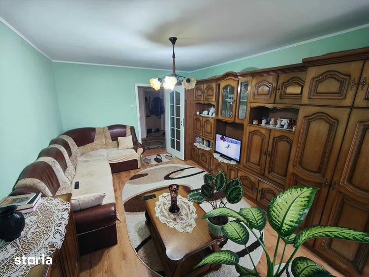 Apartament cu 3 camere decomandat în Gara Mare