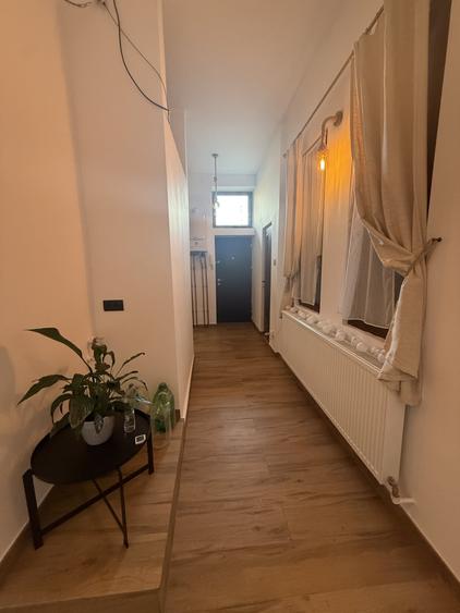 Apartament deosebit, 47 mp utili + balcon 5 mp, etaj 1 - Piata Sinaia - 8