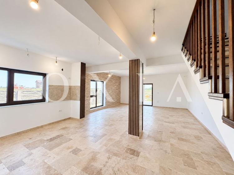 Duplex cu 4 camere cu Canalizare în Torontalului