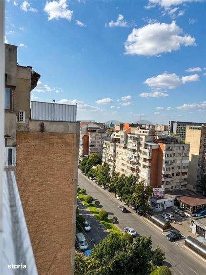 Apartament cu 3 camere decomandat în Dacia