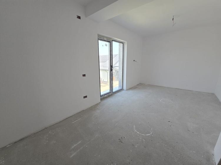 Vila tip duplex | 4 Camere - 5