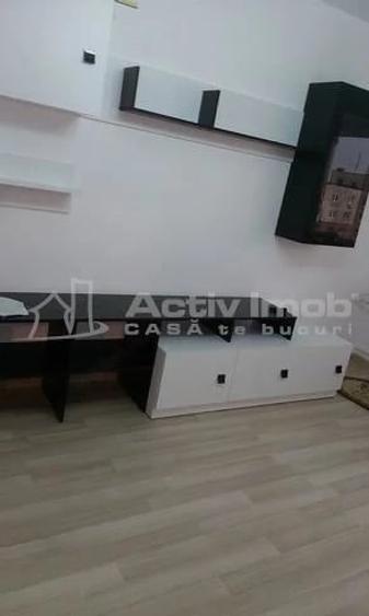Garsonieră decomandată în Tineretului