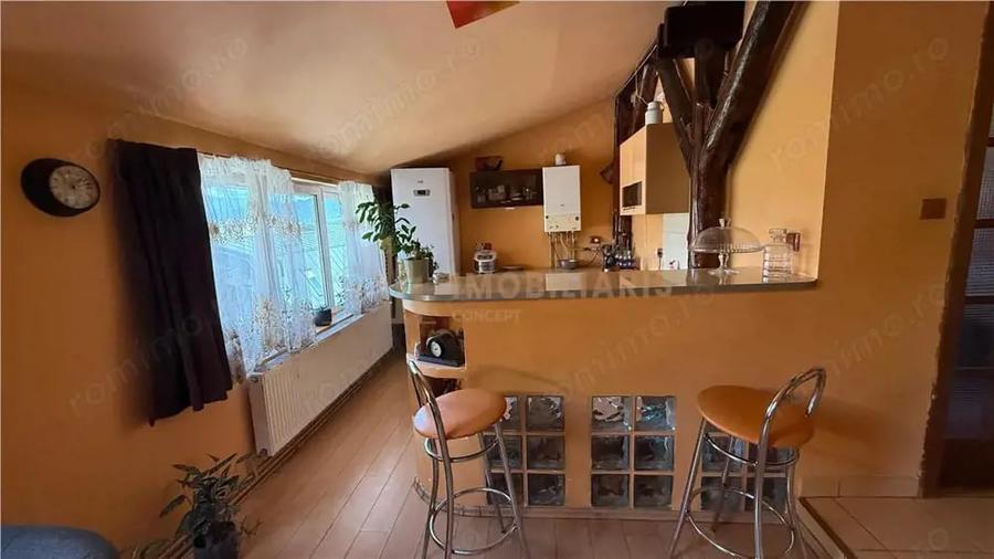 Apartament cu 3 camere în Vasile Alecsandri
