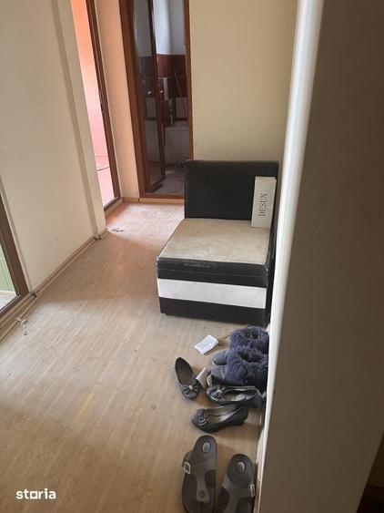 Apartament cu 2 camere decomandat în Micro 20
