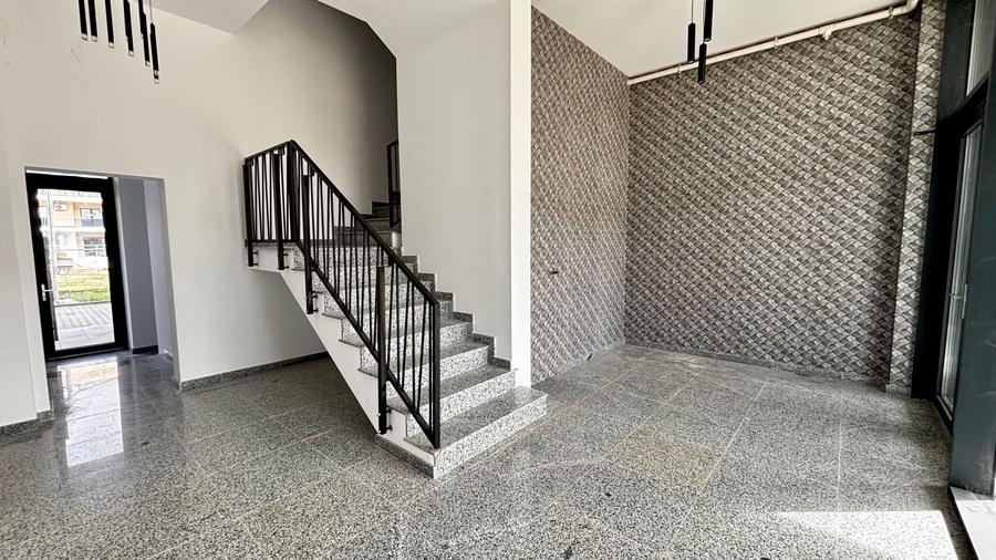 Apartament cu 2 camere semidecomandat, mobilat în Albert