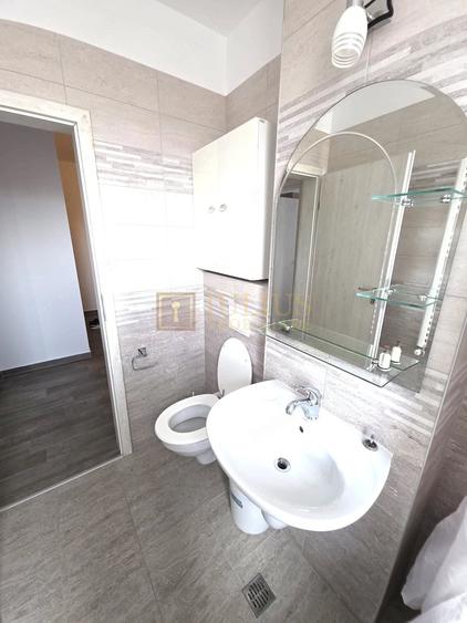 Apartament cu 2 camere decomandat în Torontalului