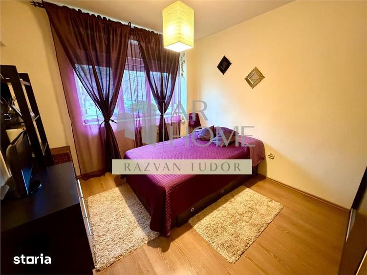 Apartament cu 3 camere semidecomandat în Andrei Mureșanu