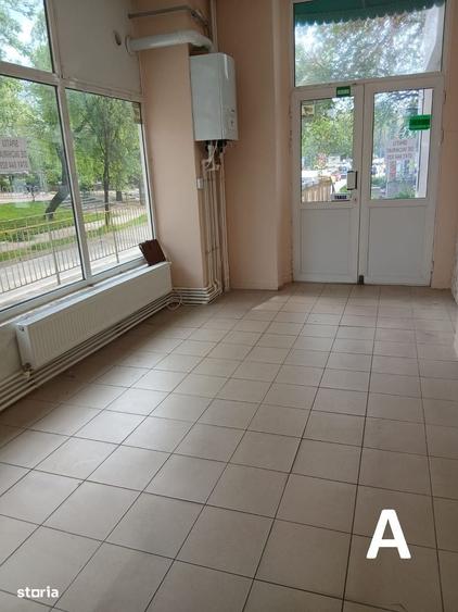 Spațiu comercial, de 20 mp, în Nicolina
