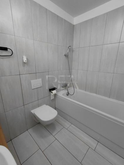 Apartament cu 3 camere decomandat, mobilat în Pantelimon