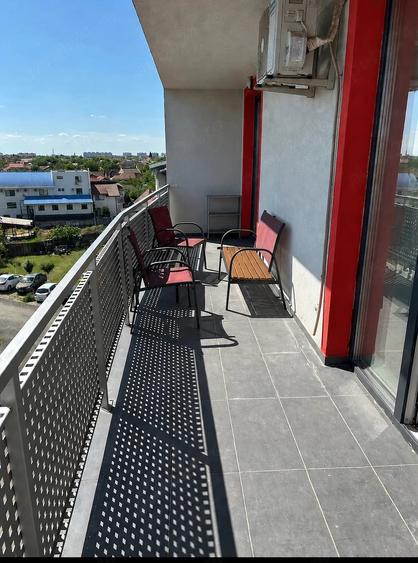 Apartament cu 2 camere semidecomandat în Giroc