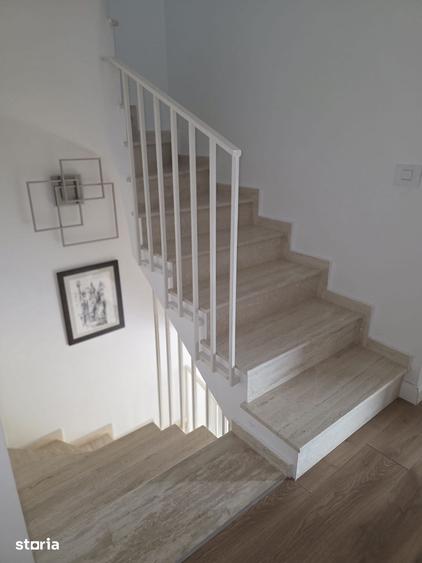 Apartament cu 5 camere în Subcetate
