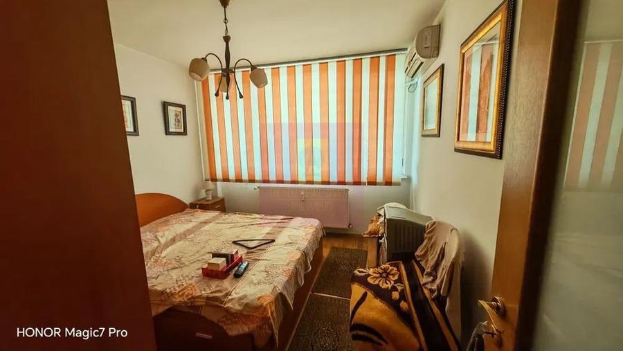 Apartament cu 2 camere semidecomandat în Lacul Tei