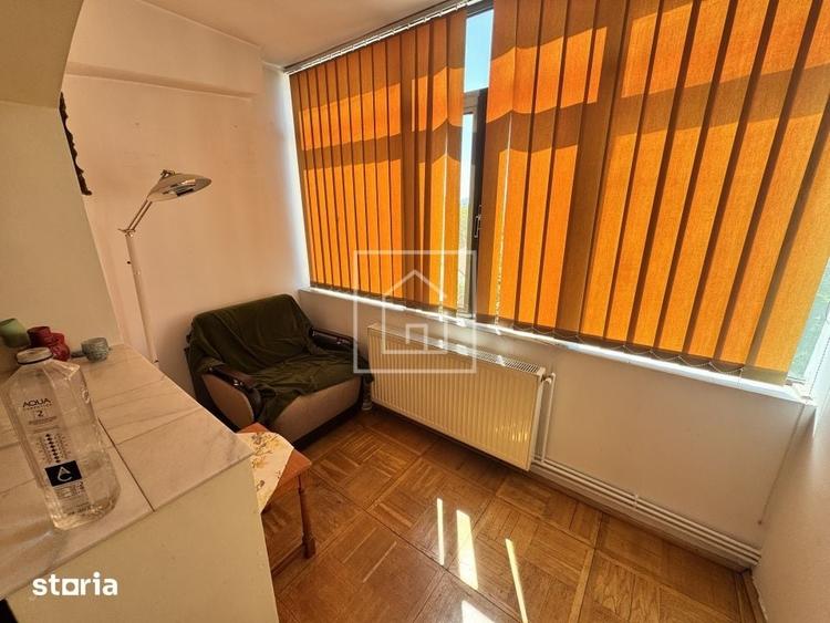 Apartament cu 4 camere decomandat în Turnișor