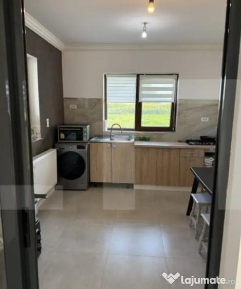 Casă cu 2 camere cu Teren 650 Mp în Central