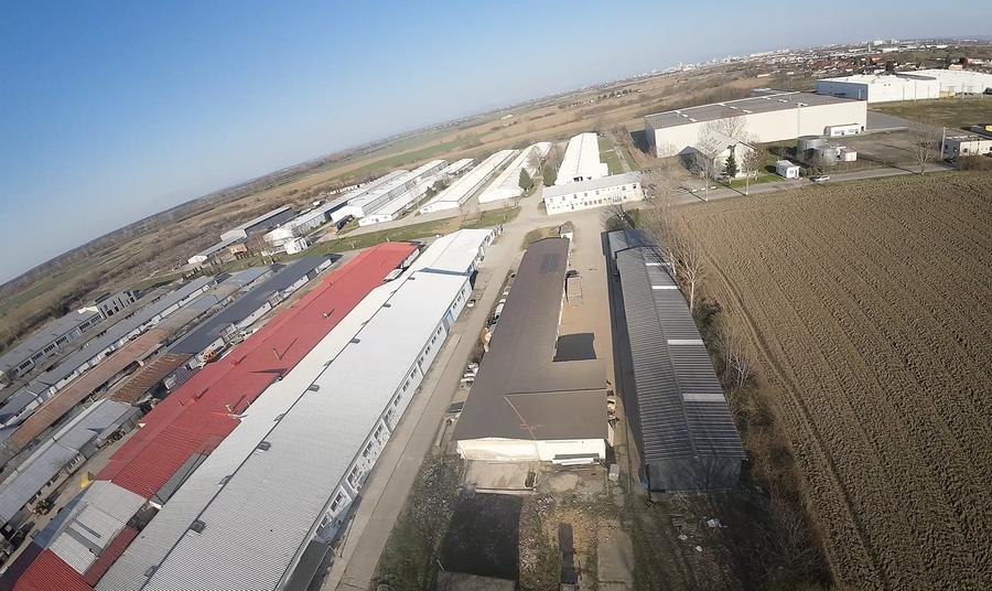 Spațiu industrial, de 630 mp, în Vetiș