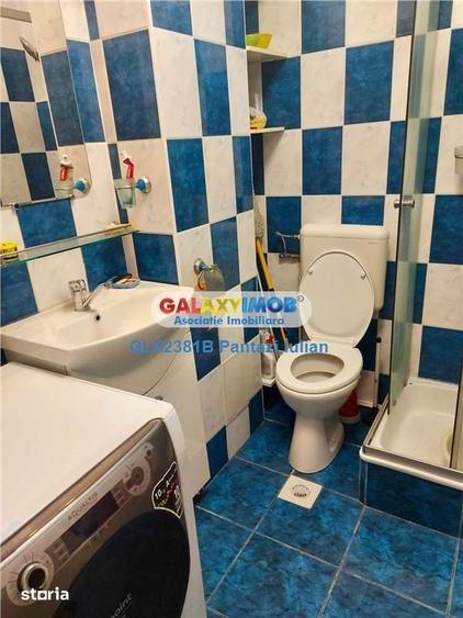 Apartament cu 3 camere semidecomandat în Crângași