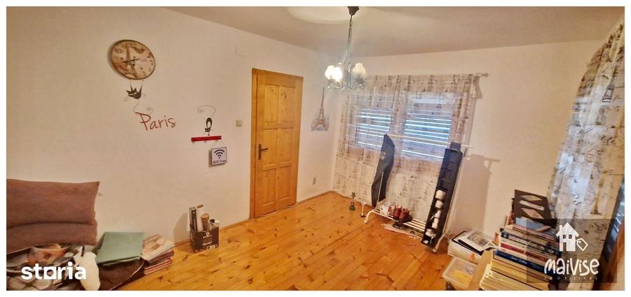 Casă cu 5 camere decomandat cu Teren 927 Mp în Hărman