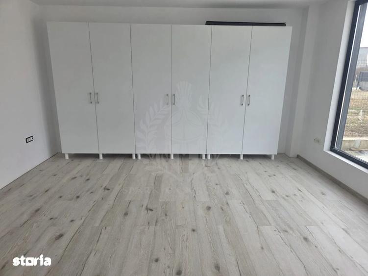 Spațiu comercial, de 600 mp, în Bărcănești