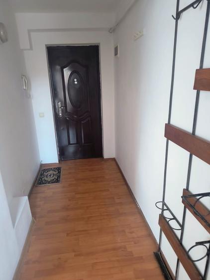 Apartament cu 3 camere semidecomandat în Mănăștur