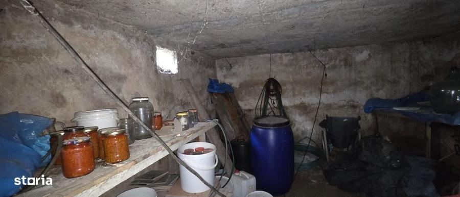 Casă cu 3 camere cu Teren 900 Mp în Central