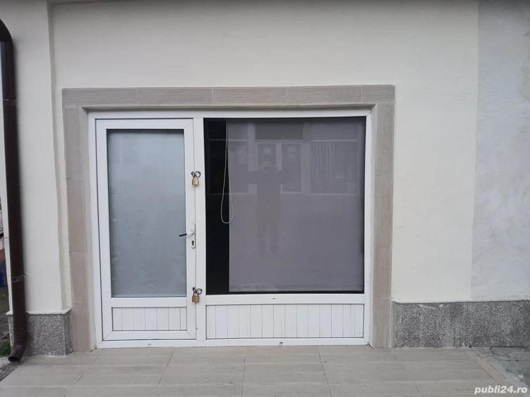 Spațiu comercial, de 30 mp, în Central