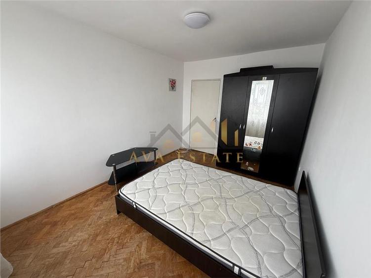 Apartament cu 2 camere semidecomandat în Cetății